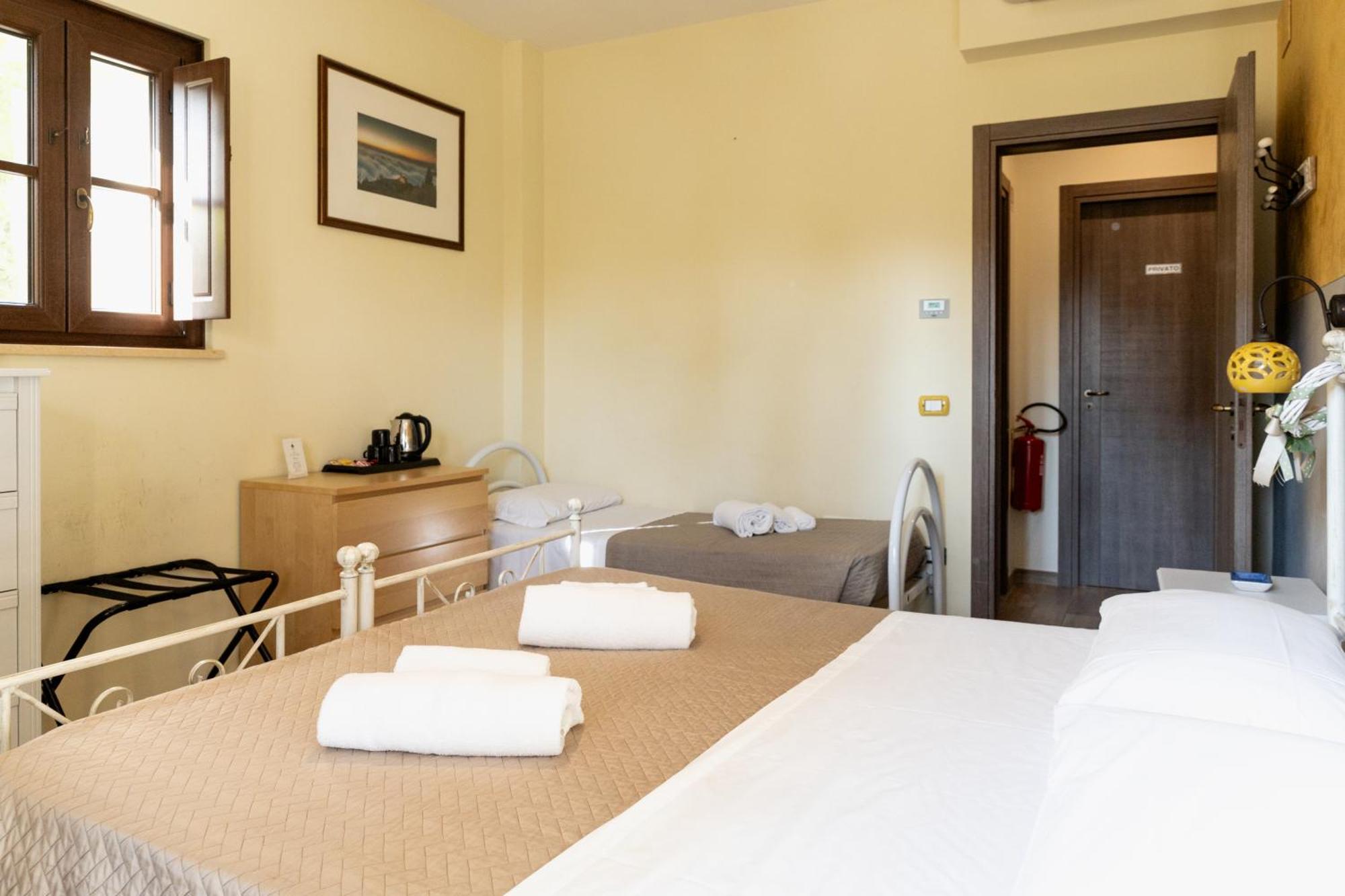 Domus Angeli Hotel Assisi Ngoại thất bức ảnh